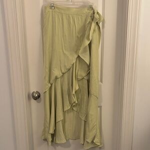 Anthropologie (Maeve) Ruffled long skirt. Sz M